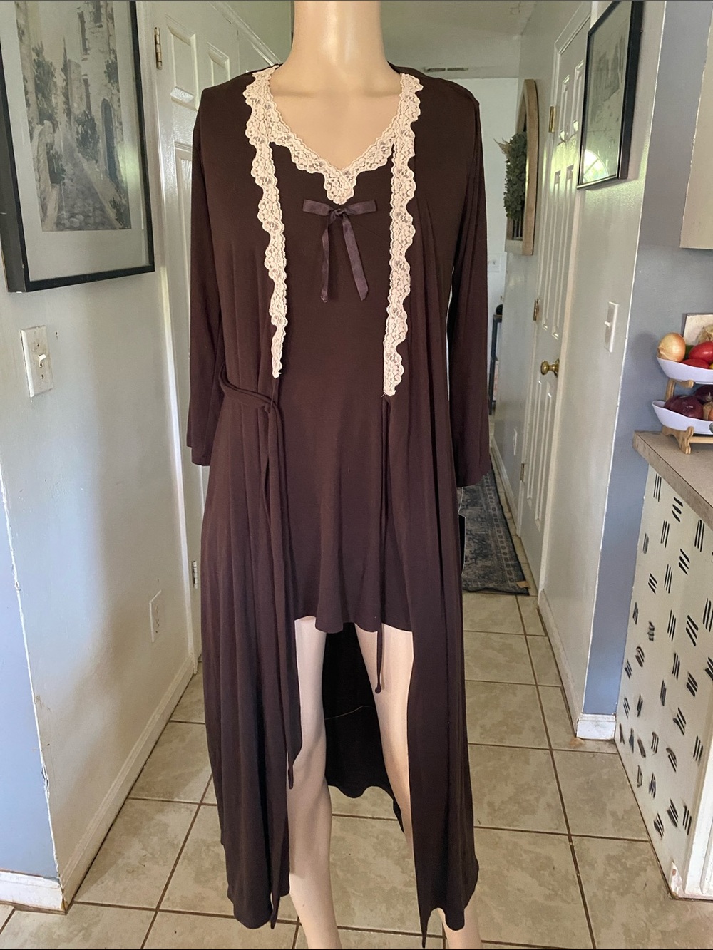 Jones New York NWT Brown Long Sleeve Nightdress and Robe Set with Cream Lace